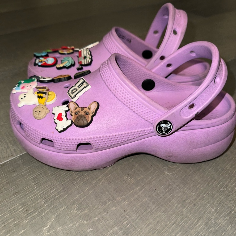 Crocs Lilac Platform Classics Clogs With Jibbits … - image 3